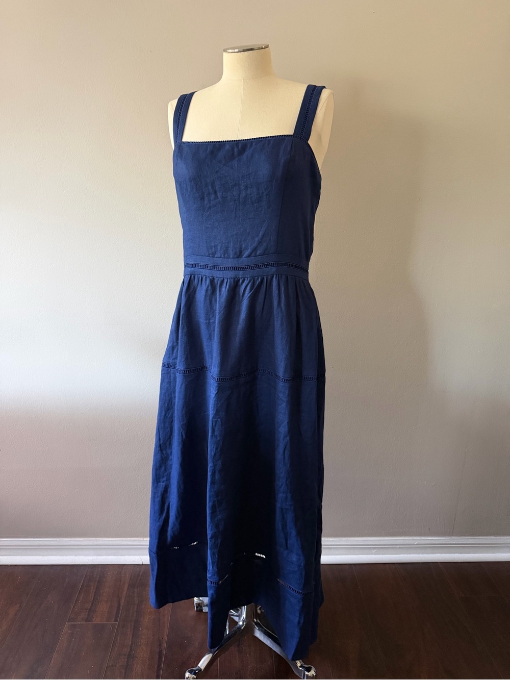 NWT Reformation Everett Linen dress 10, Navy Square Neck Sundress with Pockets - Picture 4 of 9